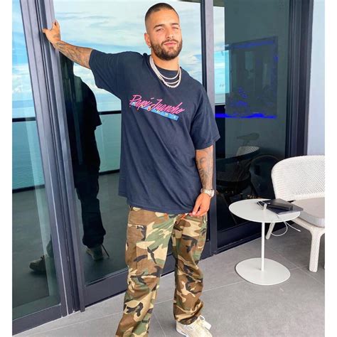 Maluma - Papi Juancho Black Tee – Sony Latin