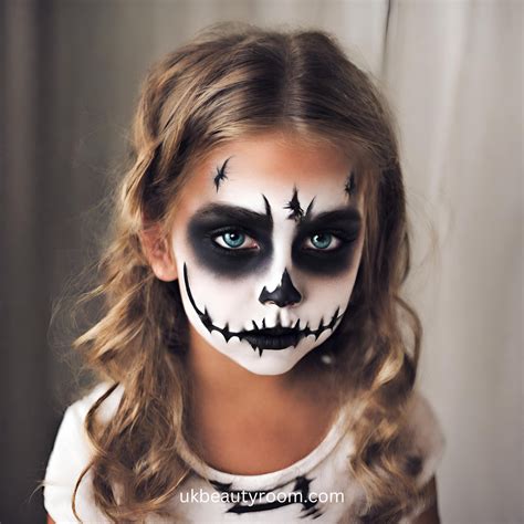 17 Halloween Makeup Ideas for Kids (Easy & Cute) 2025 | Halloween ...