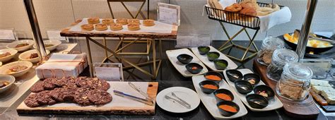 Lounge Review: American Express Centurion Lounge, London Heathrow (LHR ...