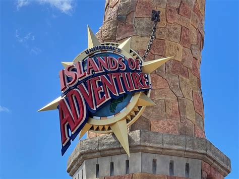 Keys to Universal's Islands of Adventure - Key To The World Travel