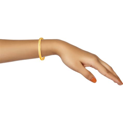 Textured Glossy Gold Bangle