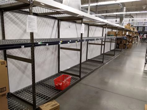 Winco at 1am this morning : r/Bellingham