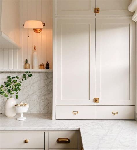 Best Benjamin Moore Cream Color For Kitchen Cabinets at Grady Naylor blog