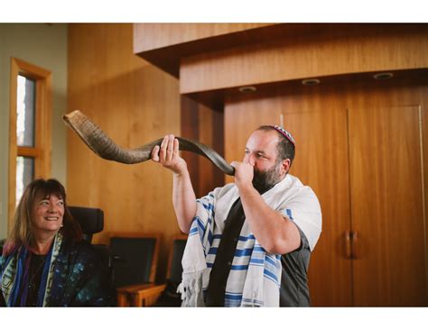 What is Rosh Hashanah and why is it important? - Immi Moms