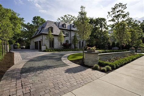 landscaping ideas circular driveway