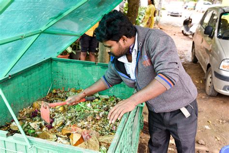 Buy Composting Kits, Menstrual Cups, Cloth Sanitary Pads Online India ...
