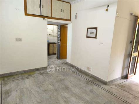 2 BHK Flats for Sale Near Skv avantika rohini sector 1 Vijay Vihar ...