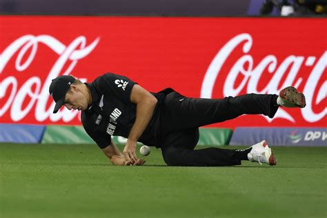 Axar Patel and Shreyas Iyer put on a solid stand at a tricky time ...