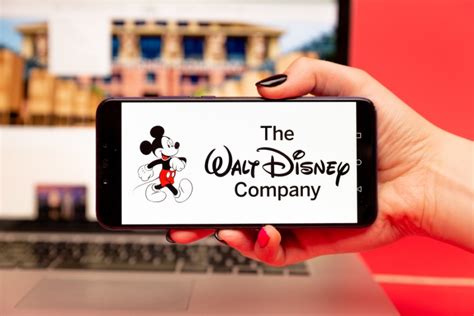 Carrières et offres d'emploi chez DISNEY