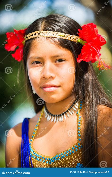 People in EMBERA VILLAGE, PANAMA Editorial Stock Image - Image of latin ...
