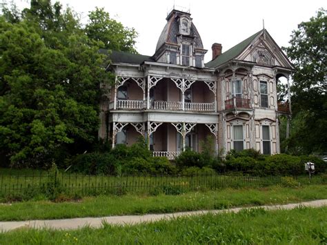 Abandoned House in Pine Bluff, Arkansas