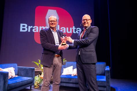 Bram Nauta ontvangt Dutch Innovation Award