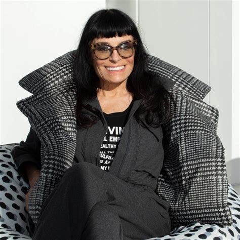 AI in Fashion Design 2025: Complete Guide to Future Trends