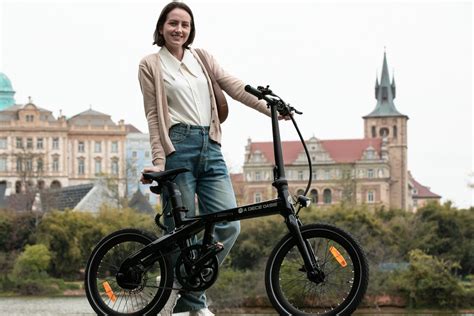 ADO Black Friday 2024 : les meilleurs vélos électriques en forte baisse de prix