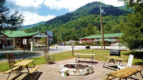 OUR PLACE INN MOTEL & RV PARK (Maggie Valley) - Campground Reviews ...