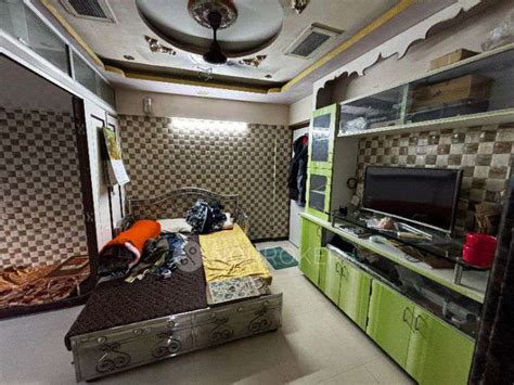 Pragati Heights Co-Operative Housing Society, Building no. 04 4V99+VCP ...