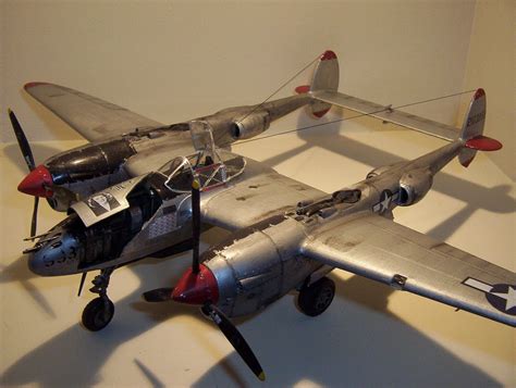 Scale Model Hobby: Lockheed P-38 J Lightning 1:48 scale