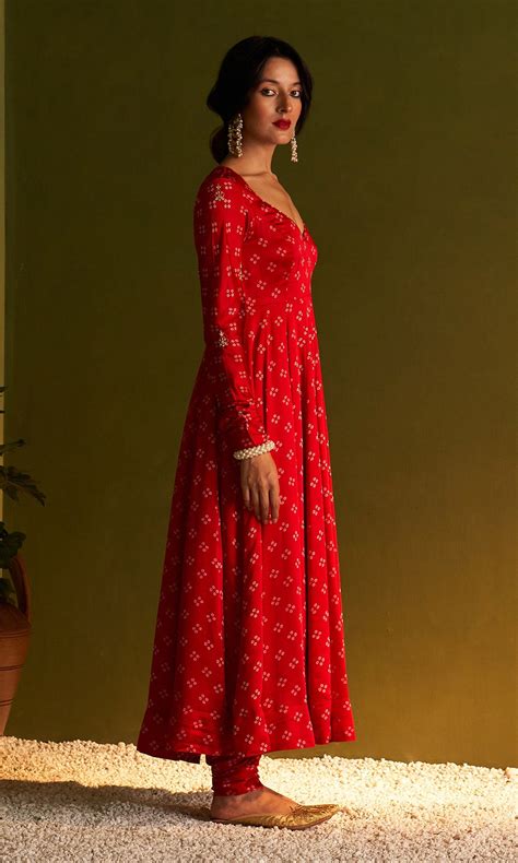 Ridhiiee Suuri | Shop Online for Latest Collections