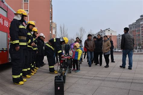 东城综合应急救援站：疏通消防通道 保障生命安全|胜利新闻