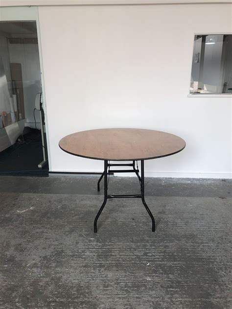 4ft Round Tables - Hire in West Sussex