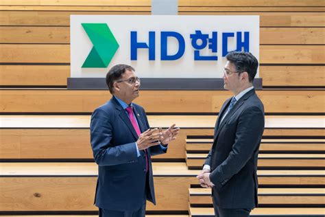 Ambassador Amit Kumar recently met Mr. Kim Seong-jun, CEO, HD KSOE and ...