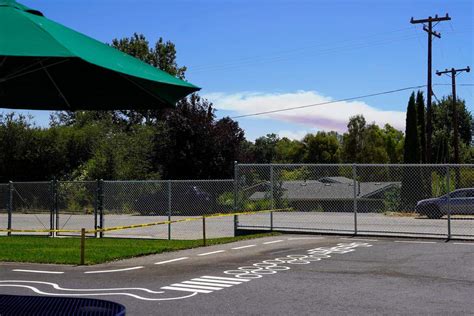 Residents react as Gifford Fire nears Santa Margarita CA | San Luis ...