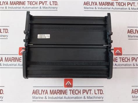 Deif Iom 220 Analog Output Module 12/24V, 2A, Class 2 – Aeliya Marine Tech