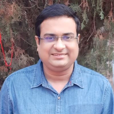 Learn Guitar - Complete Beginner Course | SkillWell