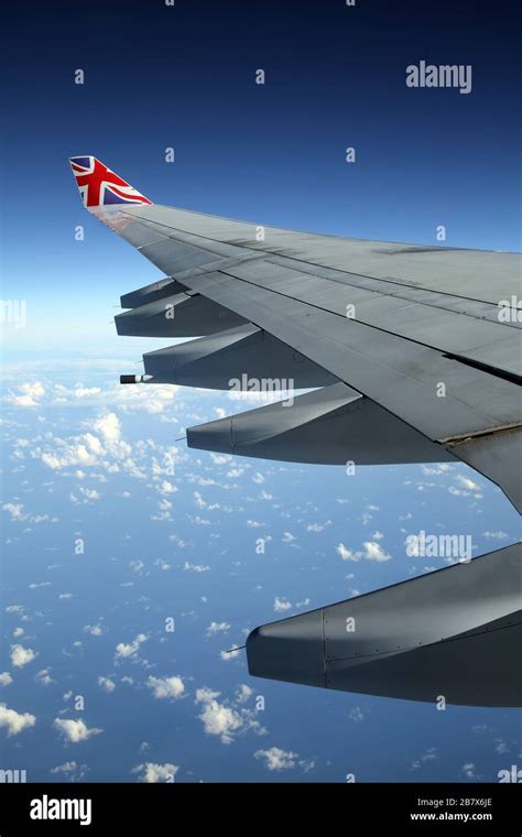 Window View 747 Landing 的图像结果