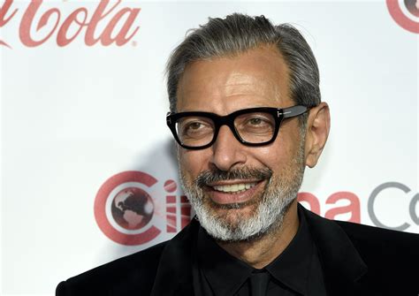 ‘Thor: Ragnarok’ Star Jeff Goldblum Teases Grandmaster’s Arrival; 4 ...