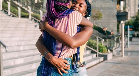Happy Hug Day 2026: 7 Different Types Of Hugs And What They Mean