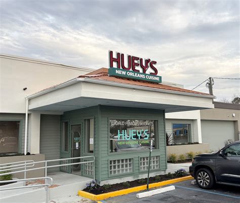 Huey's on S. Main set to open - Statesboro Herald