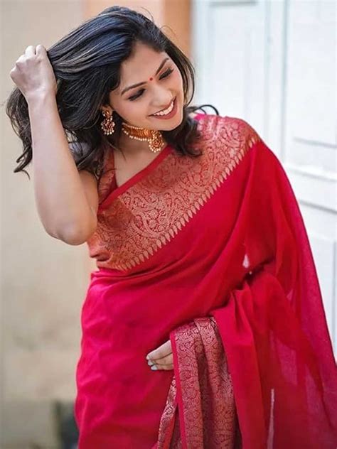 Onam Saree Shopping Guide – What to Buy This Festive Season