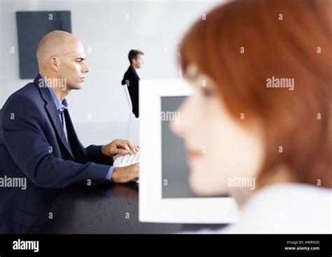 Business People On Right Side of Picture On Computer 的图像结果