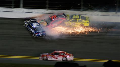 The Biggest Crashes in NASCAR History - WealthyDriver
