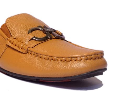 Men Tan Solid Mules – ShoeTree