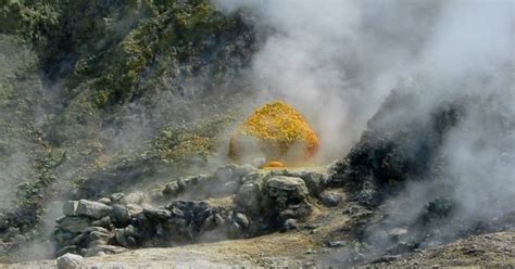 Italian Supervolcano That Caused One Of History's Deadliest Eruptions ...