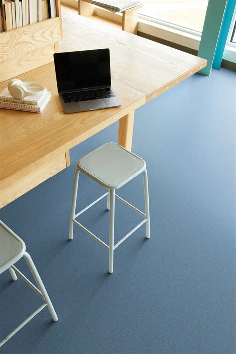 noraplan stone: Rubber Resilient Flooring by Interface