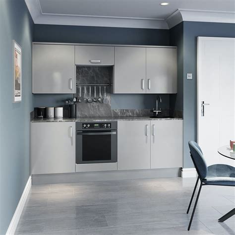 Includes 2 base units, an oven housing unit, 2 wall units and a ...