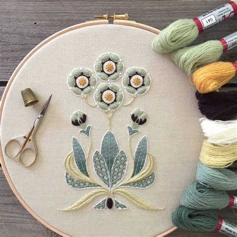 Crewel embroidery inspiring and beautiful diy kits – Artofit
