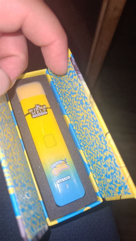 Whole melt live diamonds : r/fakecartridges