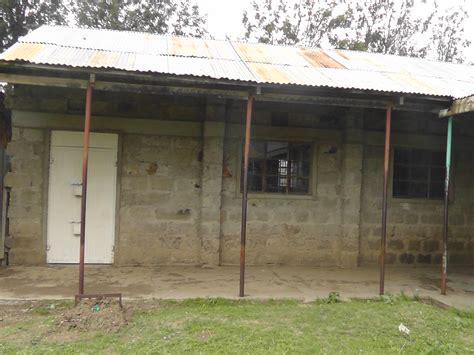 Computer Lab Front View 的图像结果