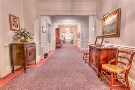 Almon Funeral Home and Chapel | Carrollton, GA