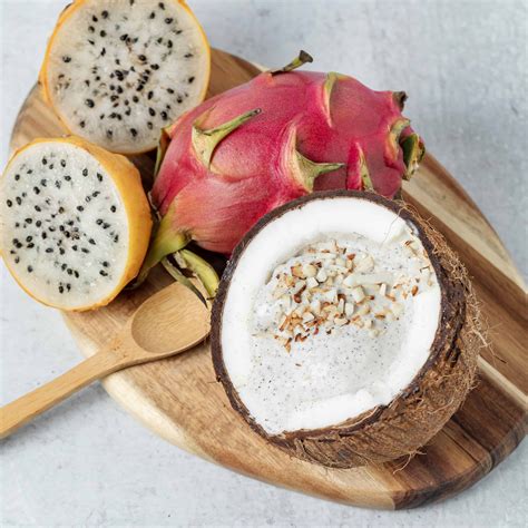 Coconut and Dragon Fruit Frozen Bowl - J&C Tropicals