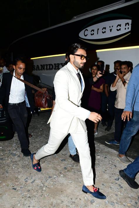 Ranveer Singh & Yash Twin In White Suits At SIIMA Awards, Here’s How ...
