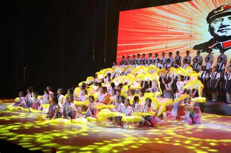 被惊艳！广州中学生穿汉服跳古风舞蹈，体育节表演各秀绝技_凤凰网视频_凤凰网