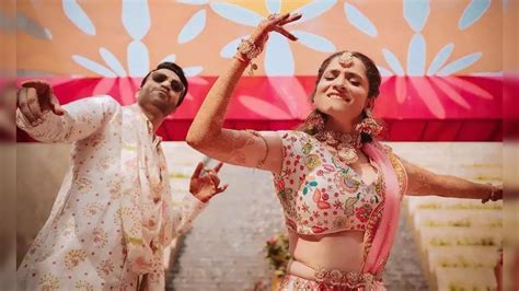 Image result for Marathi Songs for Bride