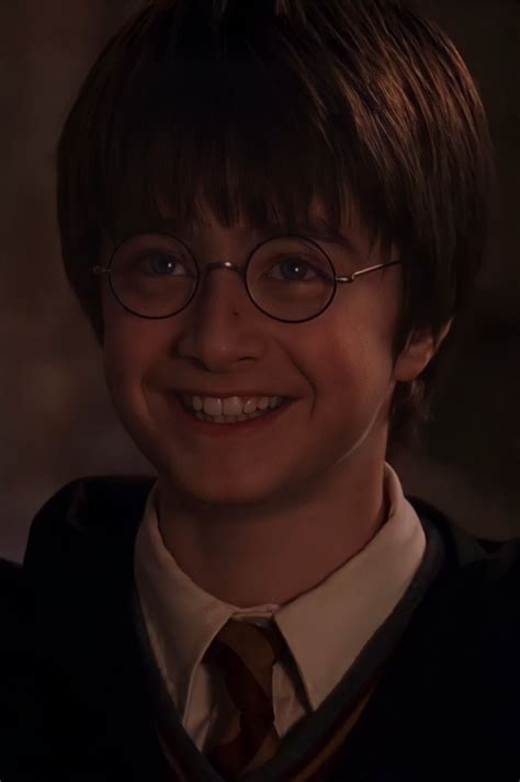 𝐒𝐦𝐢𝐥𝐞 ¦ 𝐖𝐚𝐥𝐥𝐩𝐚𝐩𝐞𝐫 en 2025 | Fotos de harry potter, Fotos de perfil ...