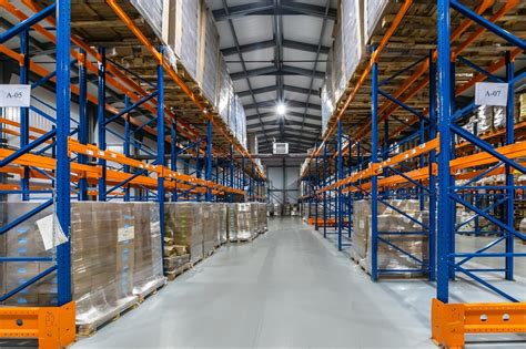 Warehouse Racking Layout 的图像结果