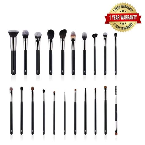Pac Cosmetics Absolute Basics (21 Brushes )